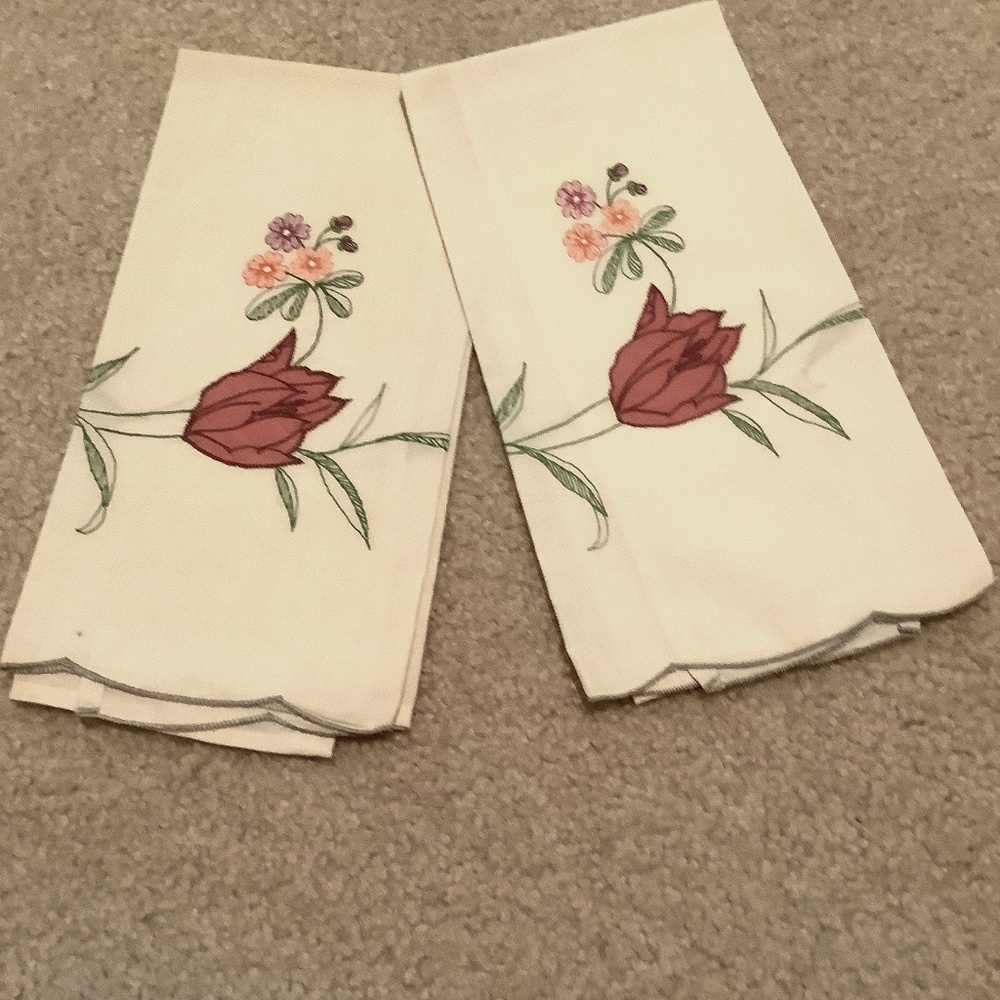 Needlepoint cotton hand towels